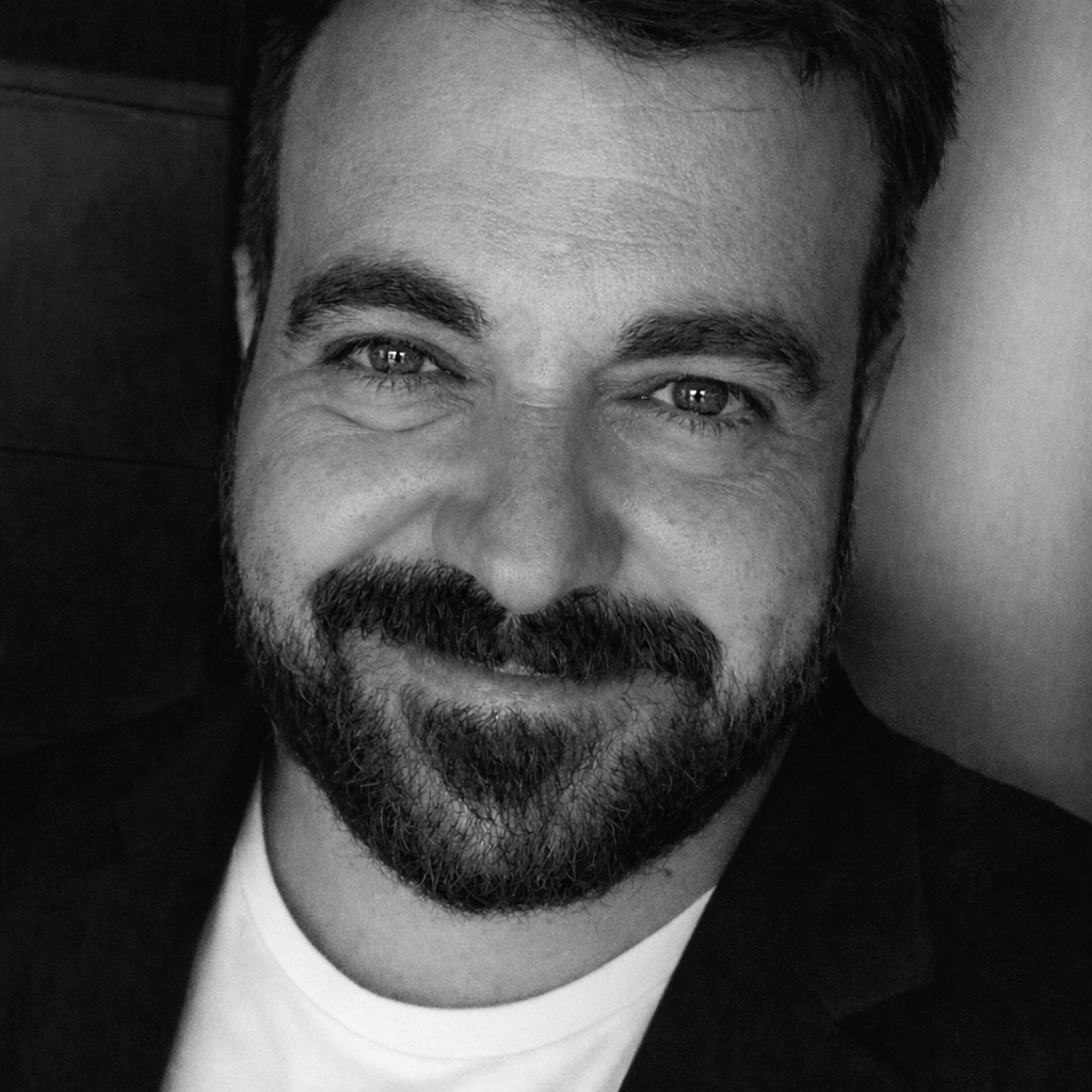 Retrato de  Ángel Fernández