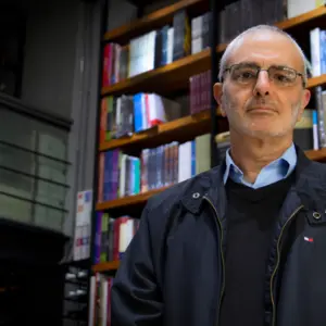 Retrato de  Farid Kahhat