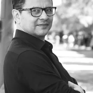 Retrato de Hector Pavón