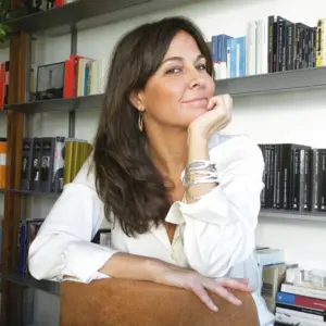 Retrato de Mara Torres