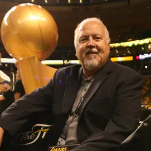 Retrato de  Roland Lazenby