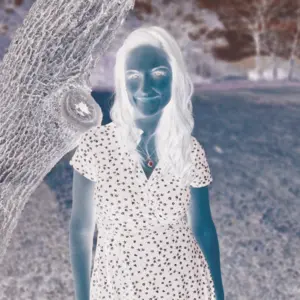 Retrato de Kelsey Cox