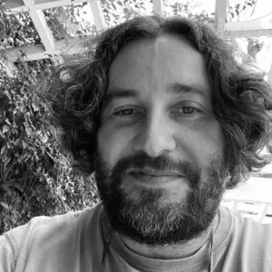 Retrato de  Karlos Ramos