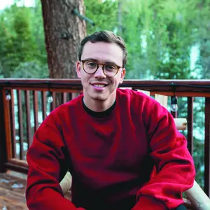 Retrato de  Bobby Hall