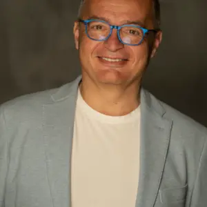 Retrato de  Albert Triola