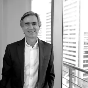 Retrato de José Ramón Valente