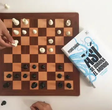 Imagen extra Así se domina el mundo 1