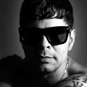 Retrato de Efraim Medina Reyes